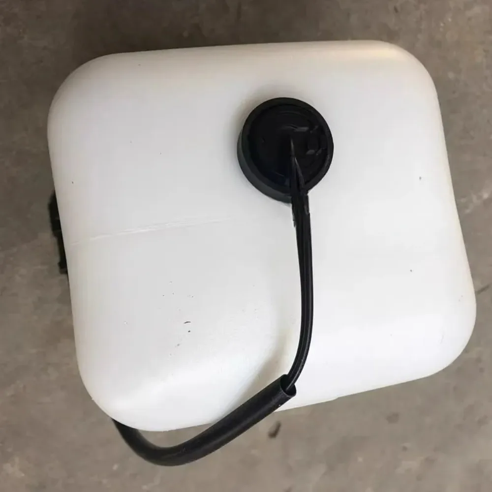 Sub-tank Sub-bottle Cover Excavator Parts for Carter E330 336 340 345 349 365 390BC
Sub-tank Sub-bottle Cover Excavator Parts for Carter E330 336 340 345 349 365 390BC