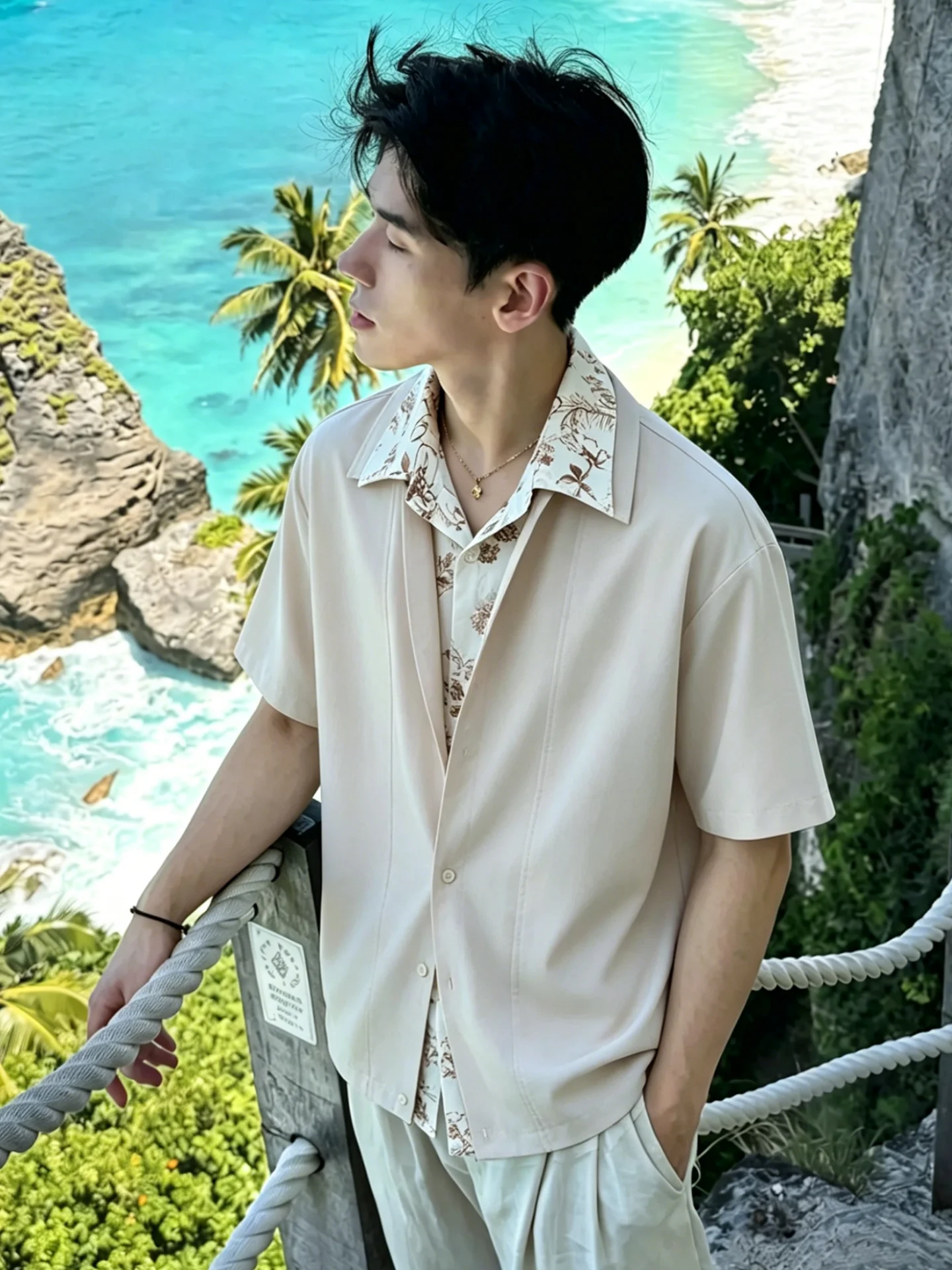 Cleanfit Ice Silk Loose Fit Short Sleeve Shirt Men's Summer Beach Vacation Casual Style Polyester Blend Breathable Shirt
Cleanfit Ice Silk Loose Fit Short Sleeve Shirt Men's Summer Beach Vacation Casual Style Polyester Blend Breathable Shirt