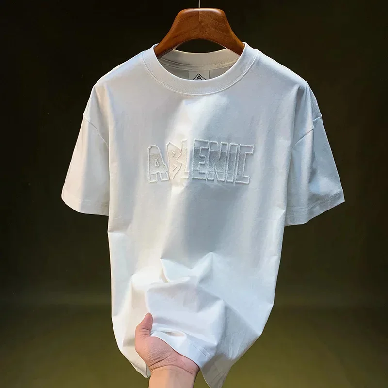 Высококачественная мужская футболка с короткими рукавами и вышивкой, летняя повседневная полусвободная одежда тонкого кроя с круглым вырезом 
Высококачественная мужская футболка с короткими рукавами и вышивкой, летняя повседневная полусвободная одежда тонкого кроя с круглым вырезом