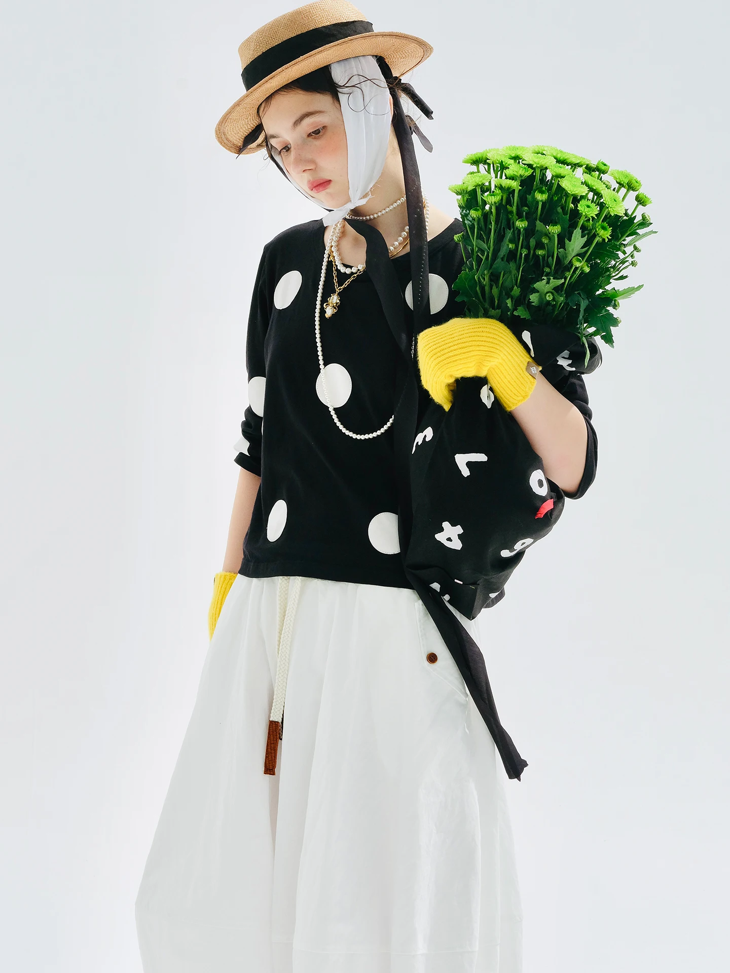 Women's Black Long - Sleeve Top with Large White Polka Dots Casual Fashion Tee 255179
Women's Black Long - Sleeve Top with Large White Polka Dots Casual Fashion Tee 255179