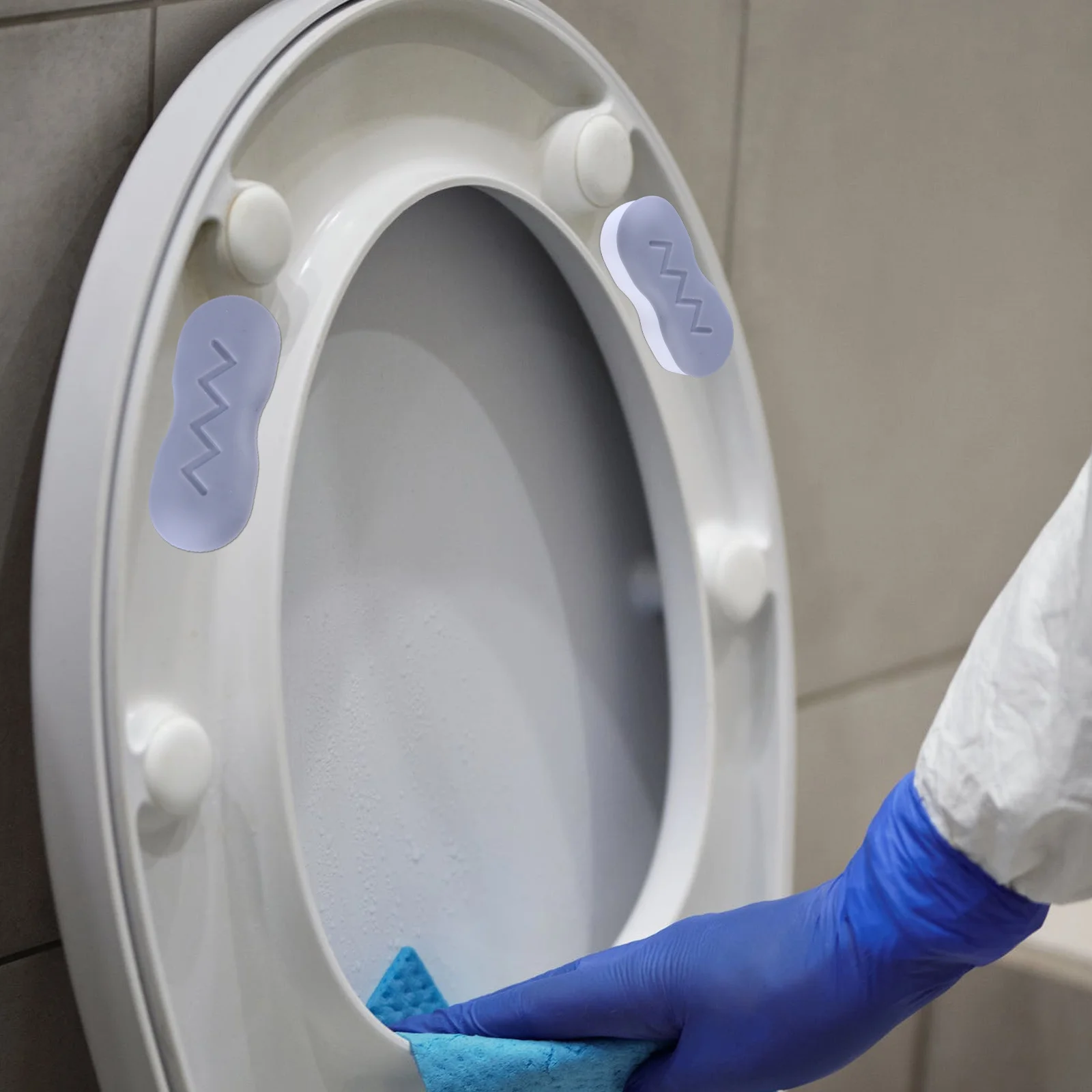 1Set Toilet Seat Cushioning Pad Antislip Gasket Self-Adhesive Strong Adhesive Bumper Toilet Seat Repair Use Self-Adhesive Pads
1Set Toilet Seat Cushioning Pad Antislip Gasket Self-Adhesive Strong Adhesive Bumper Toilet Seat Repair Use Self-Adhesive Pads