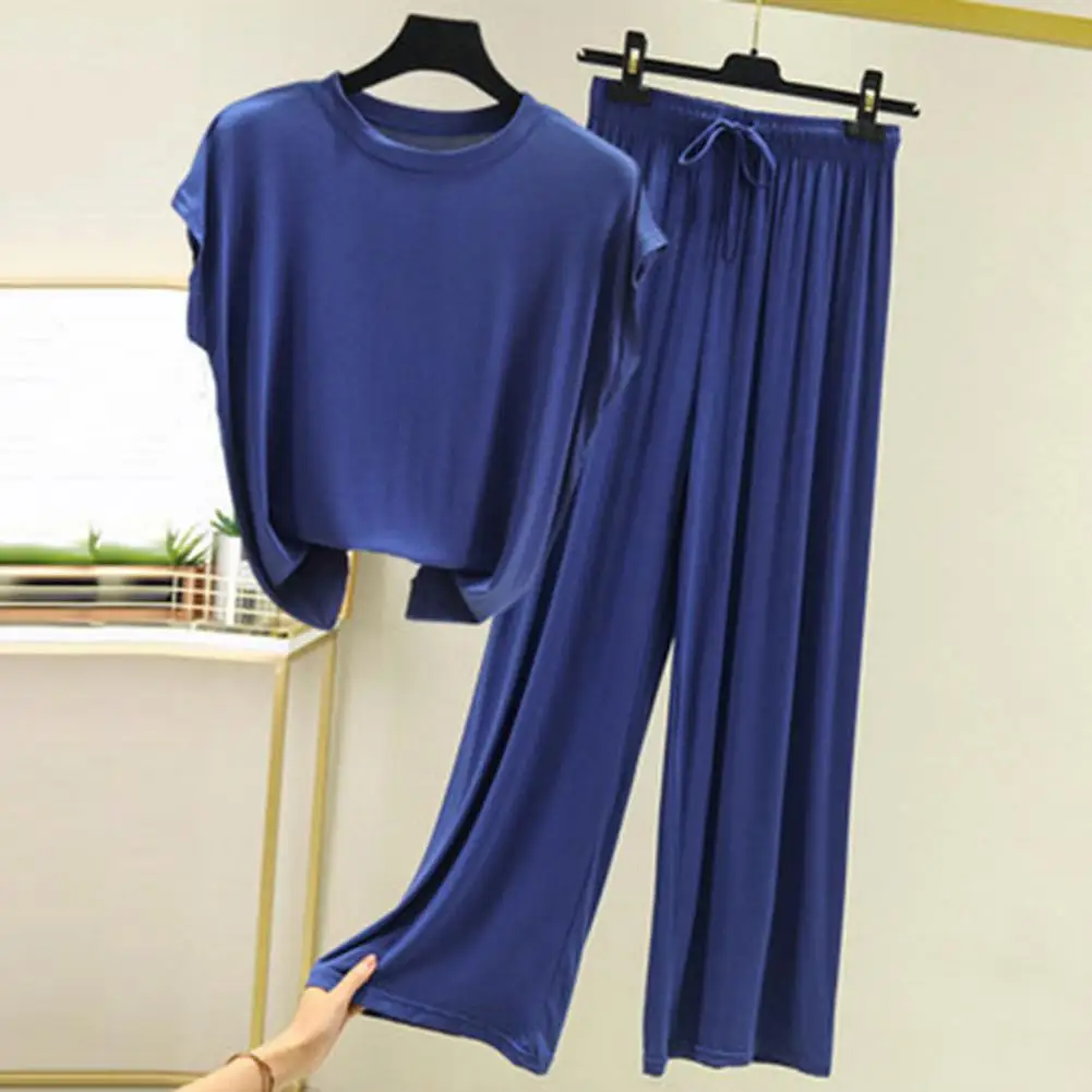 Women Summer Pajamas Casual Solid Color Two Pieces Set Short Sleeves Sports T-shirt Pants Set Lady Sport Outfit Sleeping
Women Summer Pajamas Casual Solid Color Two Pieces Set Short Sleeves Sports T-shirt Pants Set Lady Sport Outfit Sleeping