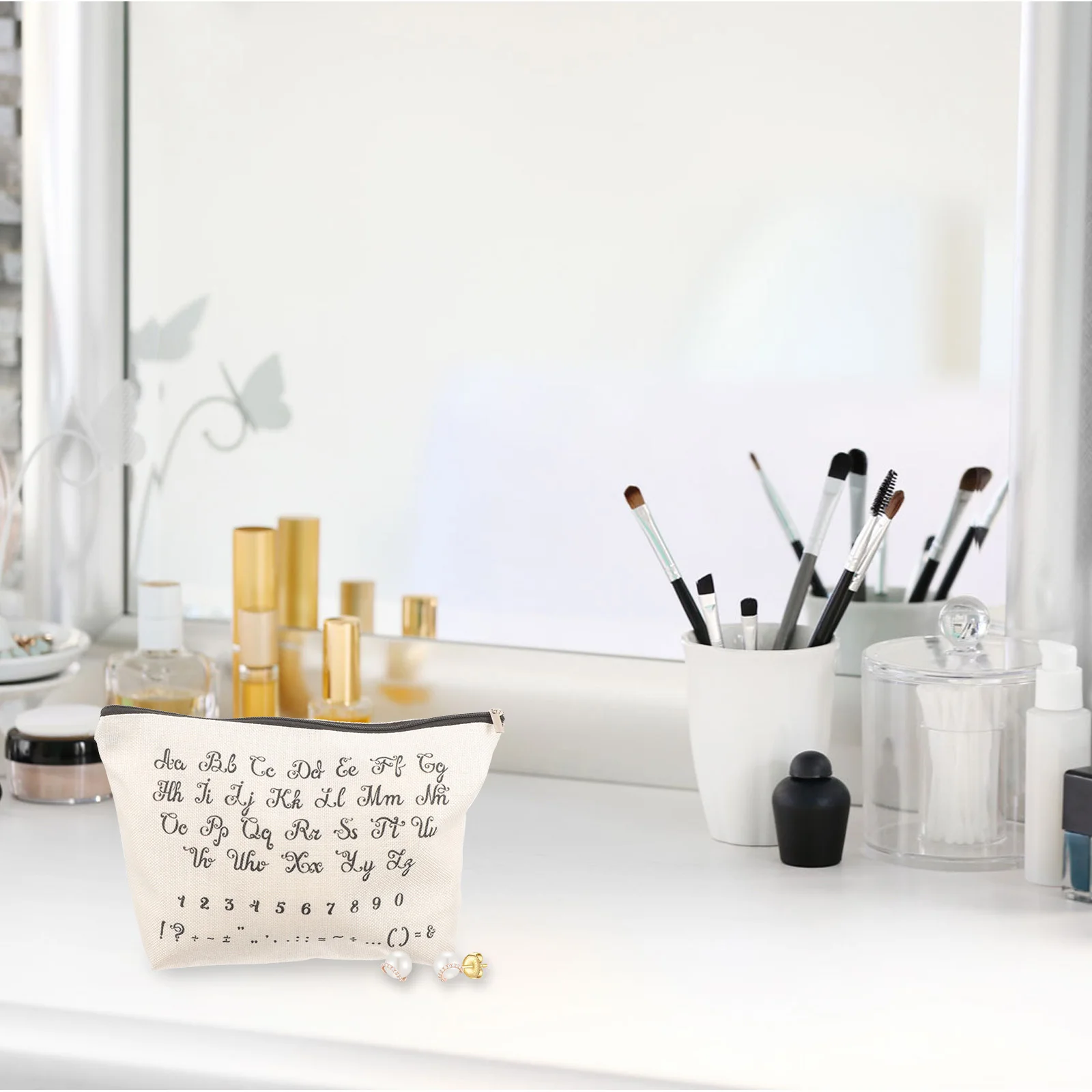 Waterproof Zipper Pouch Small Makeup Bag for Women Travel Organizer Cotton Linen Material Fashionable Pattern Multi
Waterproof Zipper Pouch Small Makeup Bag for Women Travel Organizer Cotton Linen Material Fashionable Pattern Multi