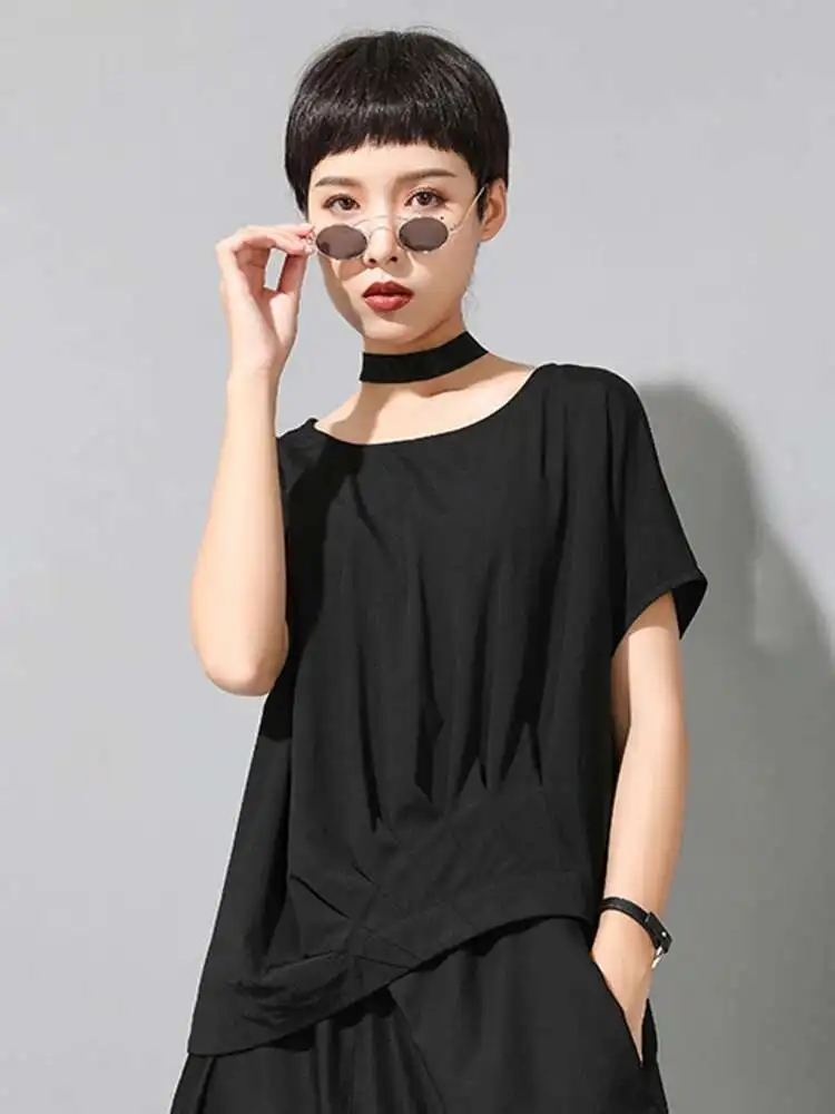 Women Black Irregular Pleated Casual Big Size T-shirt New Round Neck Short Sleeve Fashion Tide Spring Summer
Women Black Irregular Pleated Casual Big Size T-shirt New Round Neck Short Sleeve Fashion Tide Spring Summer