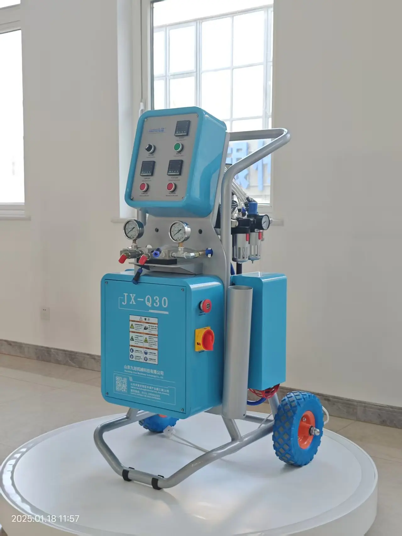 China Rongchi High Quality Portable Polyurea Spraying Machine PLC Control Pump Motor Pneumatic Pressure 15.5KW 220V/380V 1 Year
China Rongchi High Quality Portable Polyurea Spraying Machine PLC Control Pump Motor Pneumatic Pressure 15.5KW 220V/380V 1 Year