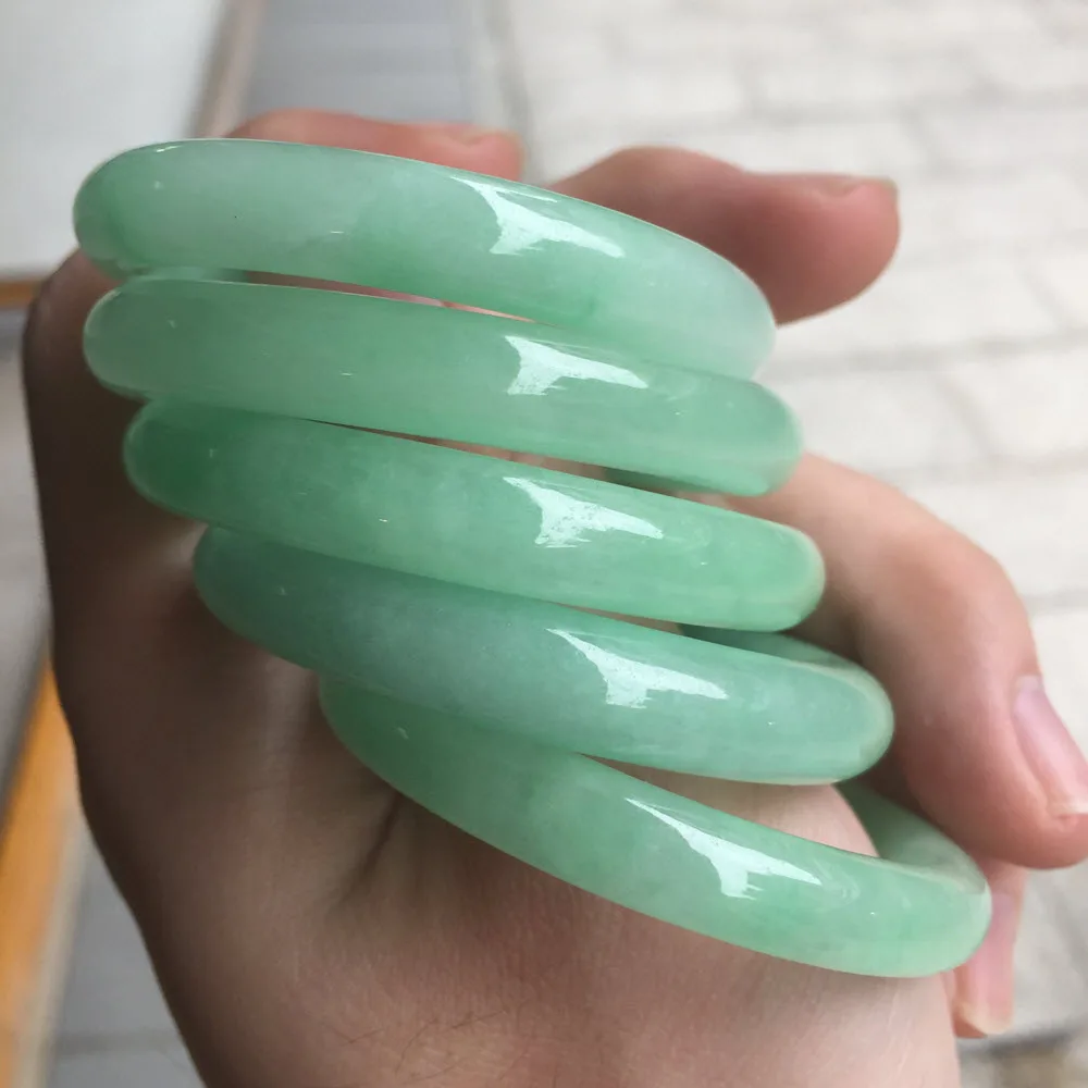 40mm Natural Myanmar Bruma Light Bean Green Jade Jadeite Bangles Hand Child Children Baby Stone Bangle Bracelet Jewelry Bracelet
40mm Natural Myanmar Bruma Light Bean Green Jade Jadeite Bangles Hand Child Children Baby Stone Bangle Bracelet Jewelry Bracelet