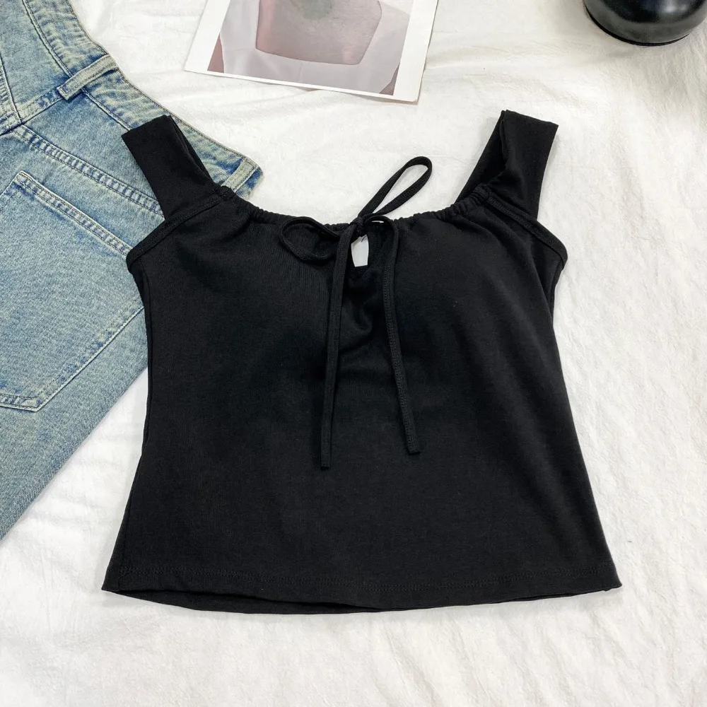 Fashion Wide Strap Women's Tank Tops with Bra Pads Casual Camisole Sexy Slim Fit Sleeveless Tops Summer
Fashion Wide Strap Women's Tank Tops with Bra Pads Casual Camisole Sexy Slim Fit Sleeveless Tops Summer