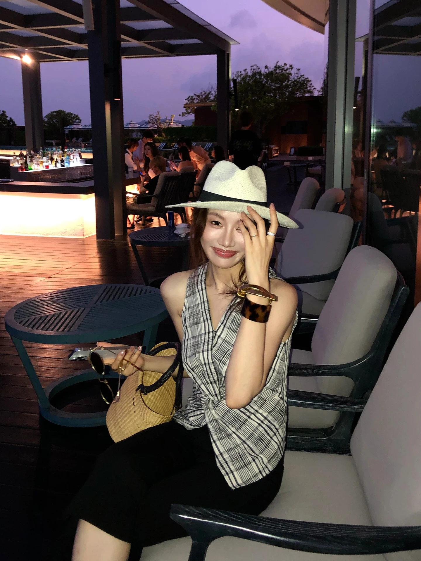 Dragon Joy Vintage Simple Plaid Neck Hanging V-neck Sleeveless Knot Women's Waist Slimming Outerwear Vest J690
Dragon Joy Vintage Simple Plaid Neck Hanging V-neck Sleeveless Knot Women's Waist Slimming Outerwear Vest J690