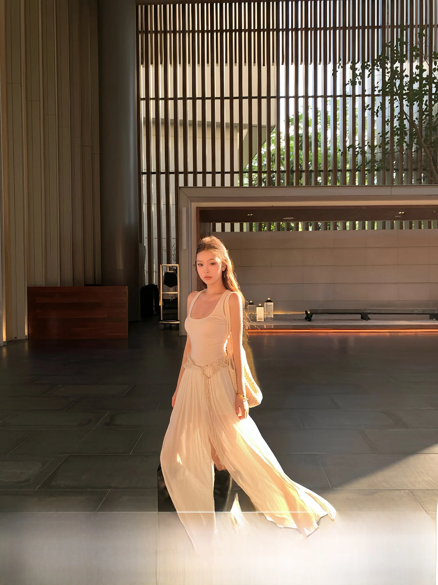 OYFF Moonlight Veil Sleeveless Strap Dress Elegant Waist-Cinching Slimming Asymmetrical Long Dress Girl's Fashion Spring 2026
OYFF Moonlight Veil Sleeveless Strap Dress Elegant Waist-Cinching Slimming Asymmetrical Long Dress Girl's Fashion Spring 2026