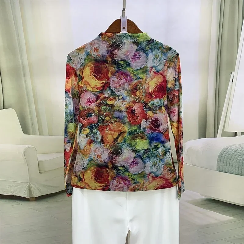 Темпераментный универсальный сетчатый топ для женщин. Новая сетчатая весна и осень можно носить на улице с тонкой базовой рубашкой.
Темпераментный универсальный сетчатый топ для женщин. Новая сетчатая весна и осень можно носить на улице с тонкой базовой рубашкой.