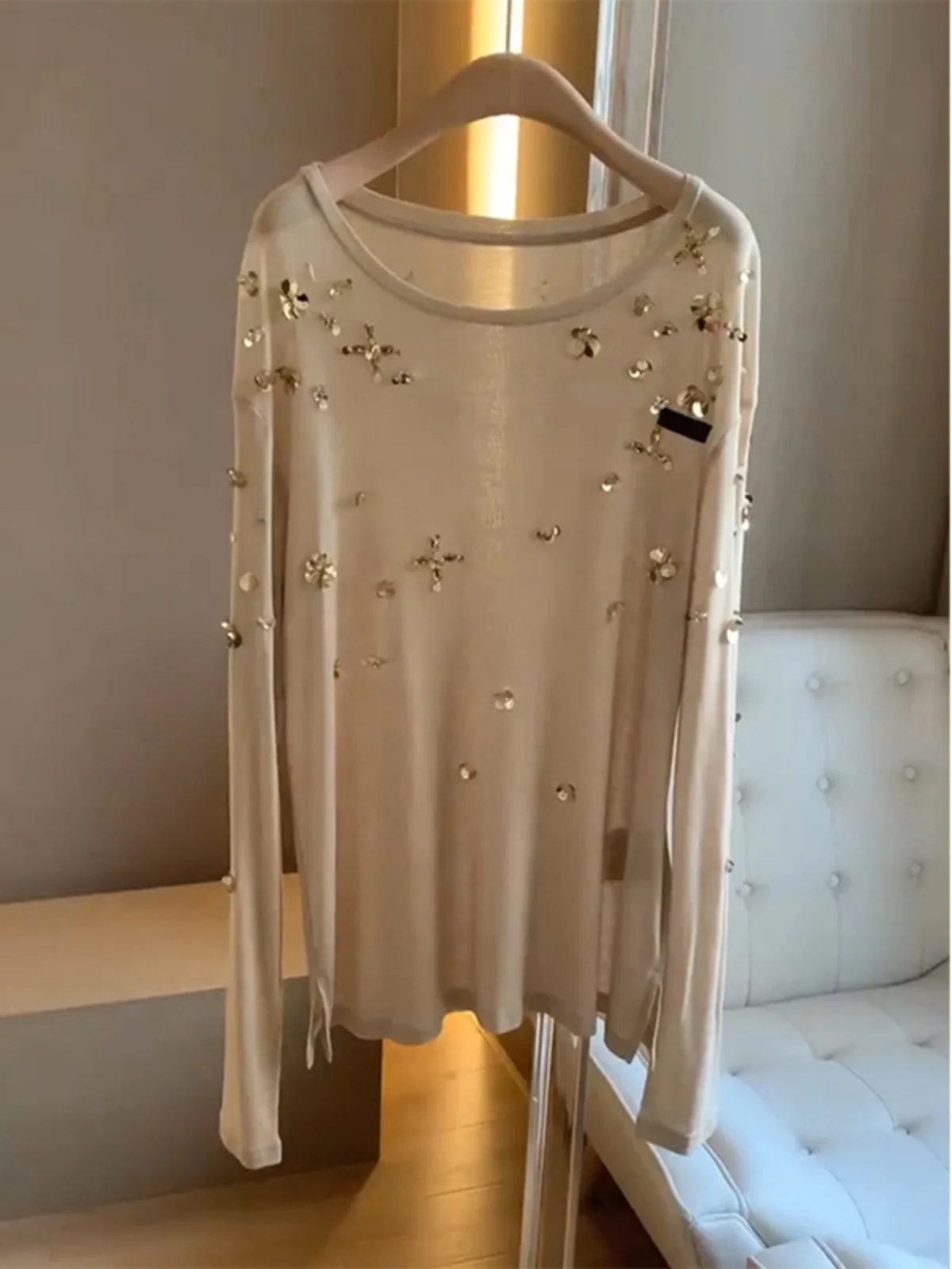 Heavy Embellished Long Sleeve round Neck T-Shirt Women's Base Shirt Glittering Design Sensation Autumn New Style Cotton Inner...
Heavy Embellished Long Sleeve round Neck T-Shirt Women's Base Shirt Glittering Design Sensation Autumn New Style Cotton Inner...