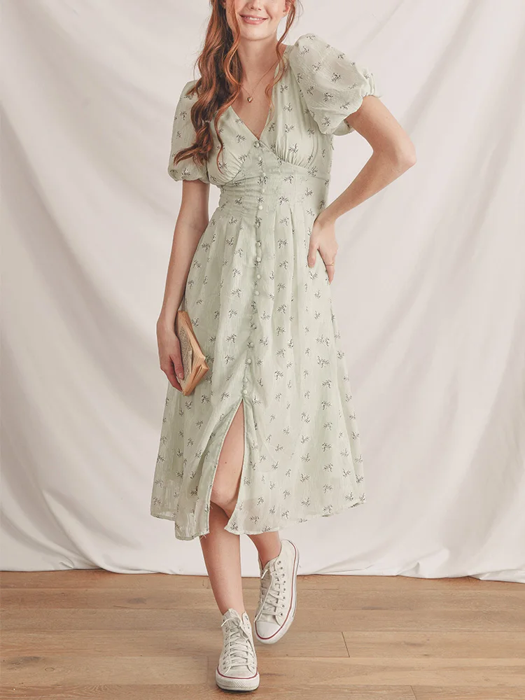 Summer Dresses For Women 2022 Elegant Short Puff Sleeve Vintage Floral Print Dress V Neck Button Front Slit Chiffon Midi Dress
Summer Dresses For Women 2022 Elegant Short Puff Sleeve Vintage Floral Print Dress V Neck Button Front Slit Chiffon Midi Dress
