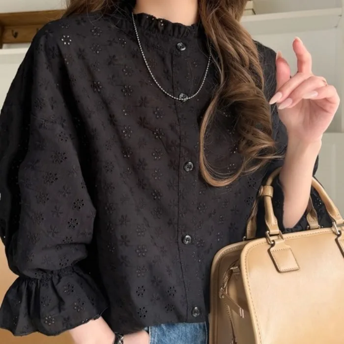 Japan's 2026 Spring/Summer New Women's Clothing: Three-Quarter Sleeve Chiffon Shirt, Loose-Fit Top, Base Layer
Japan's 2026 Spring/Summer New Women's Clothing: Three-Quarter Sleeve Chiffon Shirt, Loose-Fit Top, Base Layer