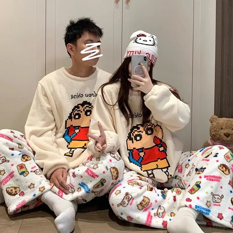 Kawaii аниме карандаш Шин-Чан пара пижамный комплект бархатный комплект мужская женская мода повседневная свободная пижама плюшевая теплая домашняя одежда с героями мультфильмов
Kawaii аниме карандаш Шин-Чан пара пижамный комплект бархатный комплект мужская женская мода повседневная свободная пижама плюшевая теплая домашняя одежда с героями мультфильмов