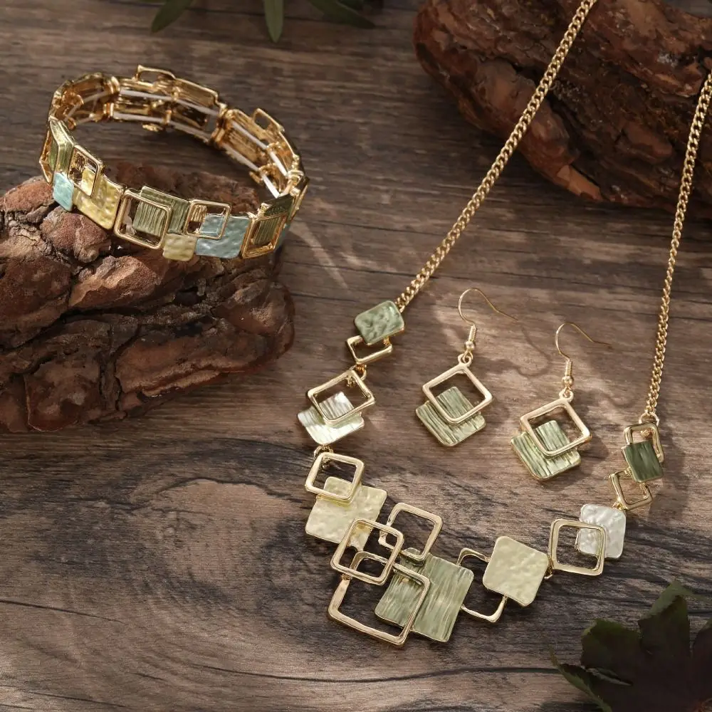 Ornaments Geometric Necklace Bracelet Earrings Vintage Textured Square Bracelet Metal Hollow Out Vintage Colored Necklace Party
Ornaments Geometric Necklace Bracelet Earrings Vintage Textured Square Bracelet Metal Hollow Out Vintage Colored Necklace Party