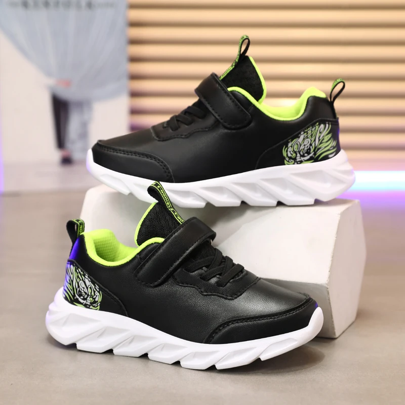 2025 Hot Selling Autumn Minimalist Childrens Sports Shoes Breathable and Flexible Running Shoes Lace Up Rebound Casual Shoes
2025 Hot Selling Autumn Minimalist Childrens Sports Shoes Breathable and Flexible Running Shoes Lace Up Rebound Casual Shoes