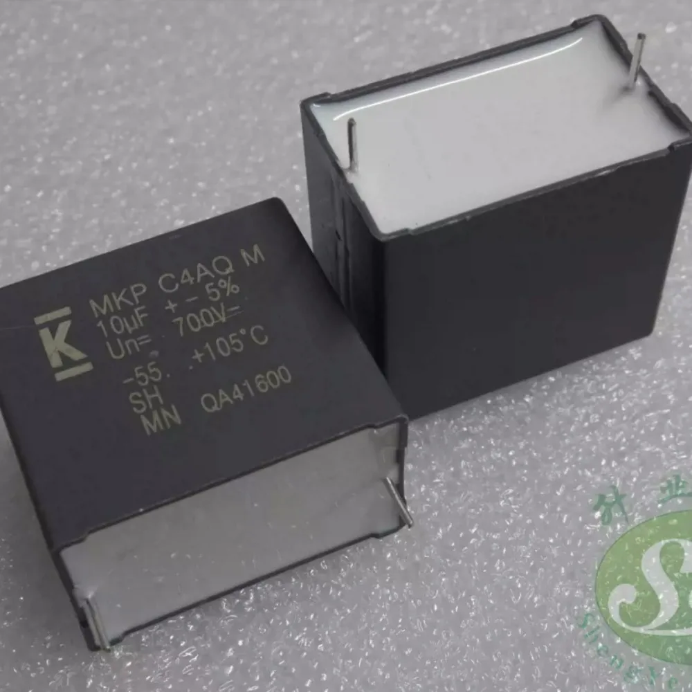 MKP C4AQ 10uf 700V 106 Brand New 28mm Absorption Film Capacitor
MKP C4AQ 10uf 700V 106 Brand New 28mm Absorption Film Capacitor