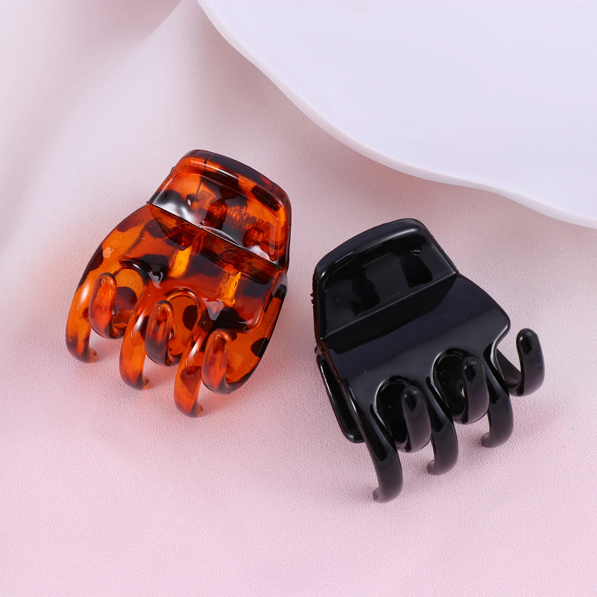 24 Pcs Mini Hair Clips Small Grip Accessories Women Girls Kids Black Hairpin Barrettes Easy Wear Hairstyles
24 Pcs Mini Hair Clips Small Grip Accessories Women Girls Kids Black Hairpin Barrettes Easy Wear Hairstyles
