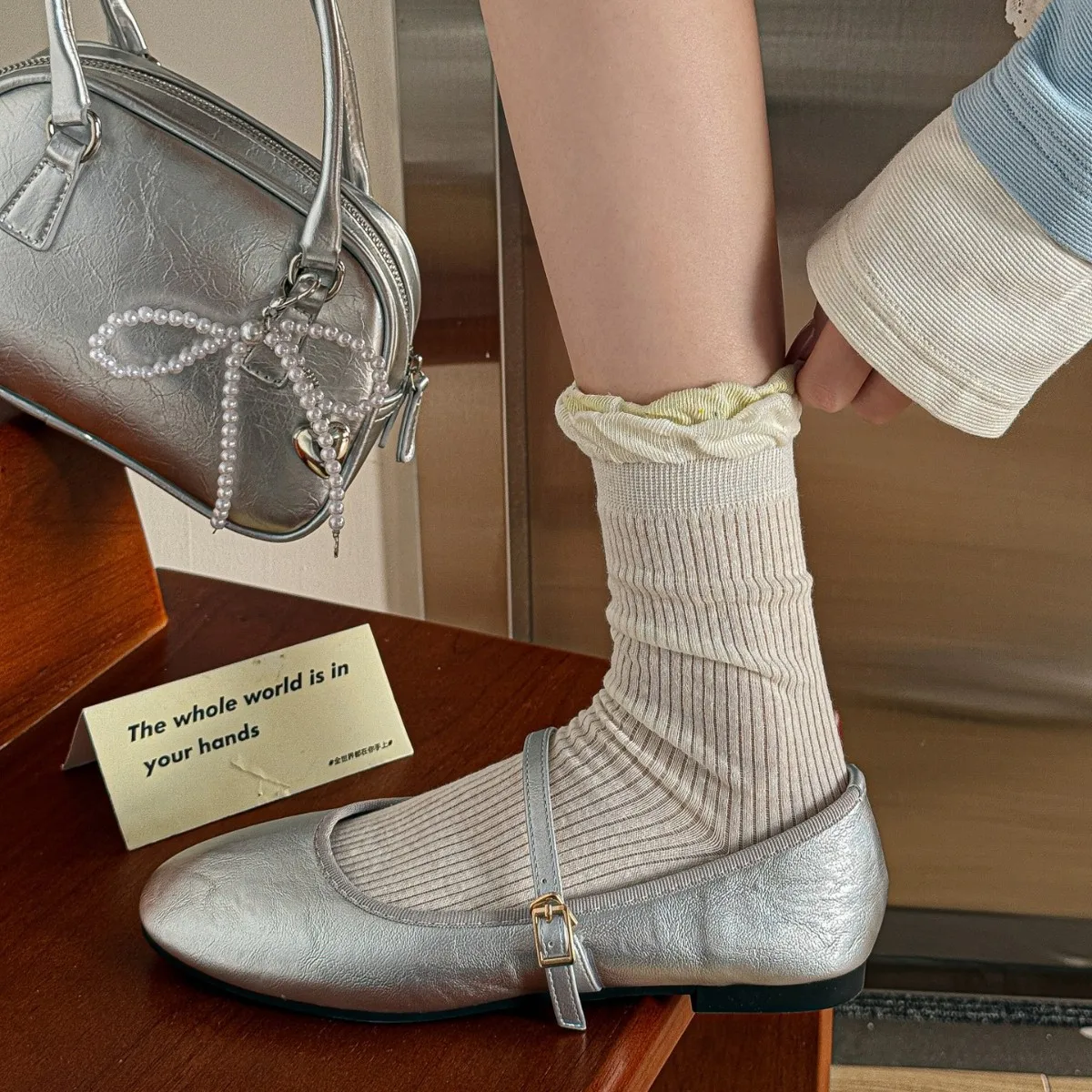 Miosam customization Japan style thin loose socks jk fashion socks Seersucker simple socks casual breathable socks women's socks
Miosam customization Japan style thin loose socks jk fashion socks Seersucker simple socks casual breathable socks women's socks