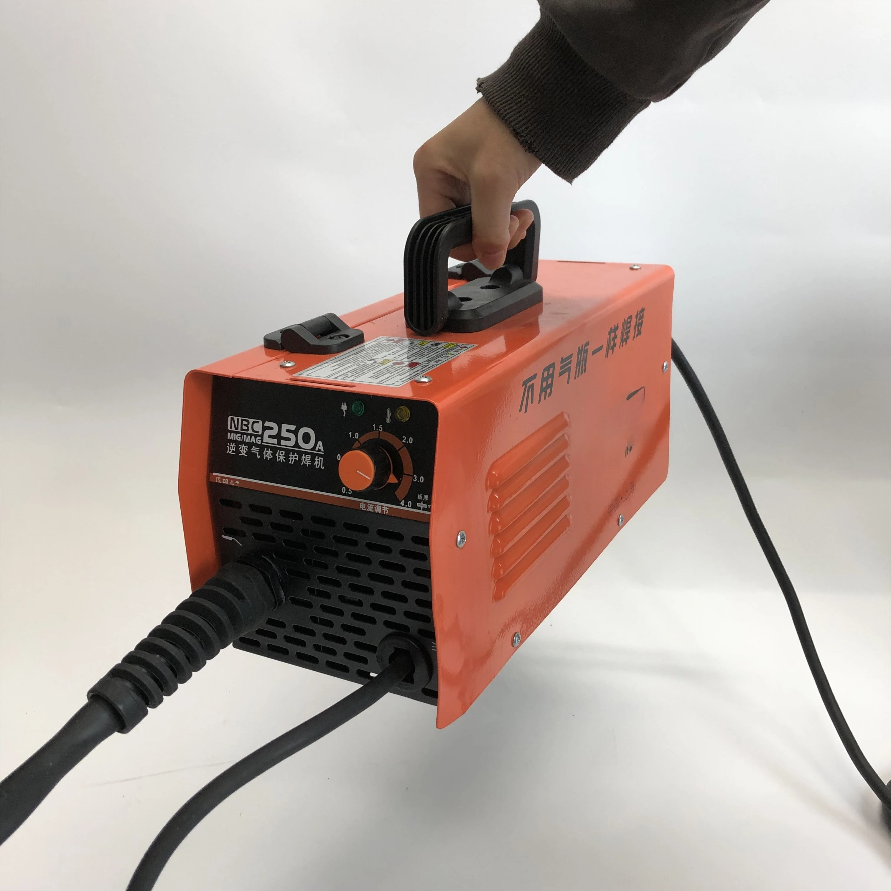 #For welding machine Carbon dioxide gas shielded welding machine integrated machine small two 220V home gas-free
#For welding machine Carbon dioxide gas shielded welding machine integrated machine small two 220V home gas-free