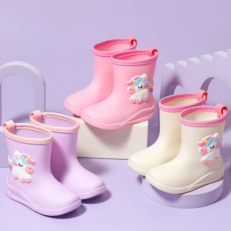 Новые детские резиновые сапоги до середины икры из экологически чистого материала, запутанные в 2023 году. Эти толстые, теплые и прочные резиновые сапоги имеют разреза. 
Новые детские резиновые сапоги до середины икры из экологически чистого материала, запутанные в 2023 году. Эти толстые, теплые и прочные резиновые сапоги имеют разреза.