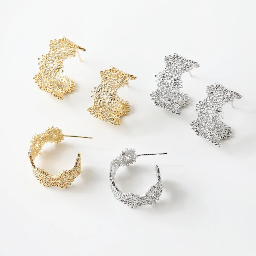 2PCS 14K Gold Plated C Shaped Vintage Lace Earrings Stud Jewelry DIY Making Supplies Material Accessories
2PCS 14K Gold Plated C Shaped Vintage Lace Earrings Stud Jewelry DIY Making Supplies Material Accessories