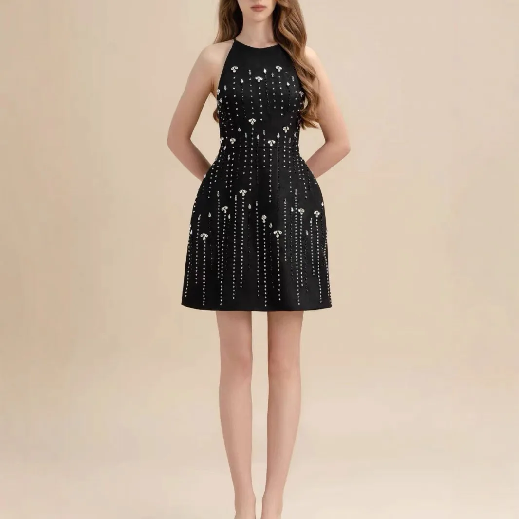 Vietnamese niche design short elegant design black dress summer diamond-encrusted O-neck skirt bodycon party dresses vestidos
Vietnamese niche design short elegant design black dress summer diamond-encrusted O-neck skirt bodycon party dresses vestidos