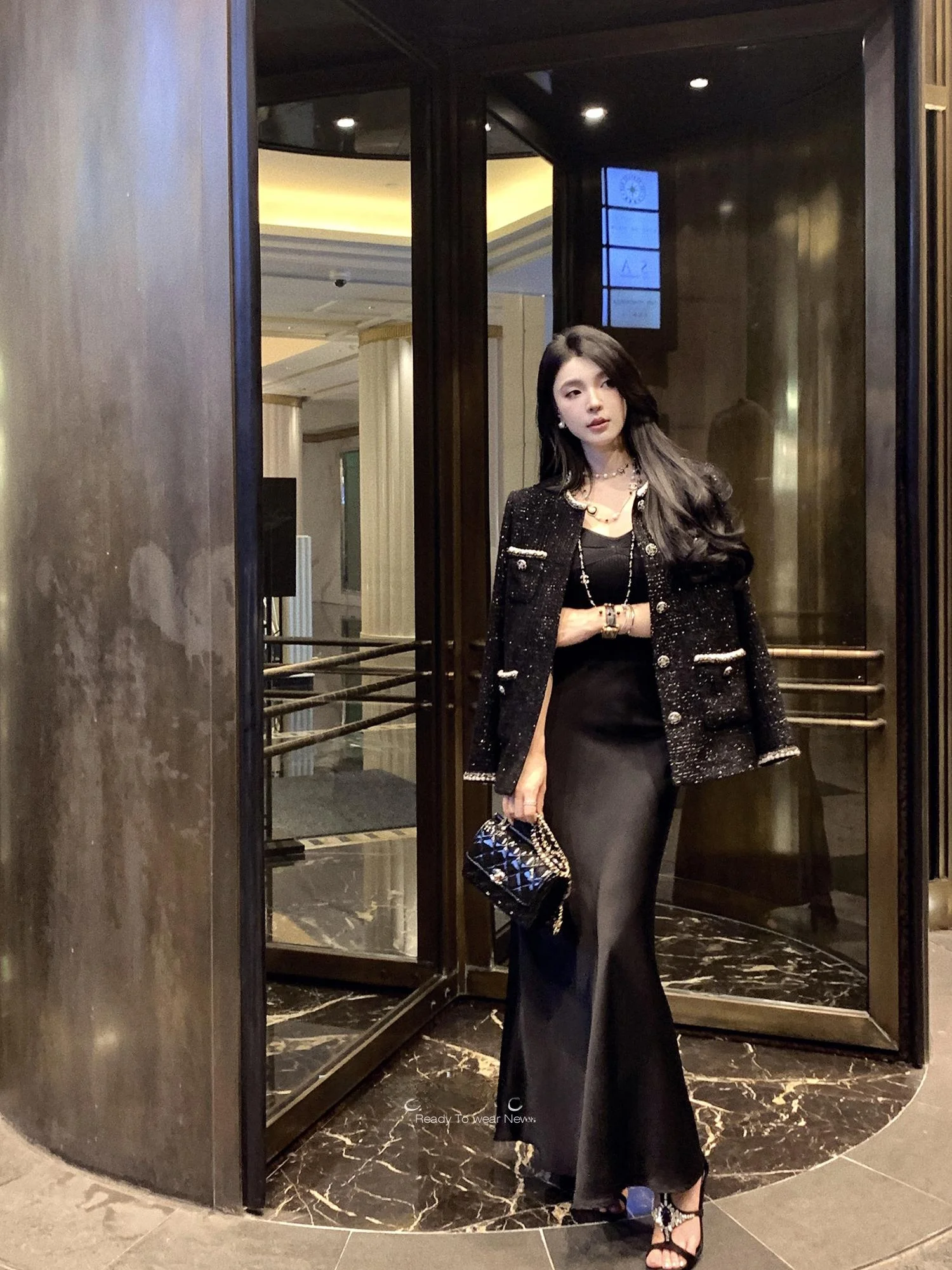 Шикарное французское трикотажное твидовое женское пальто премиум-класса Sensation Ladylike Coat прямого кроя из полиэфирного волокна Long Sve round...
Шикарное французское трикотажное твидовое женское пальто премиум-класса Sensation Ladylike Coat прямого кроя из полиэфирного волокна Long Sve round...