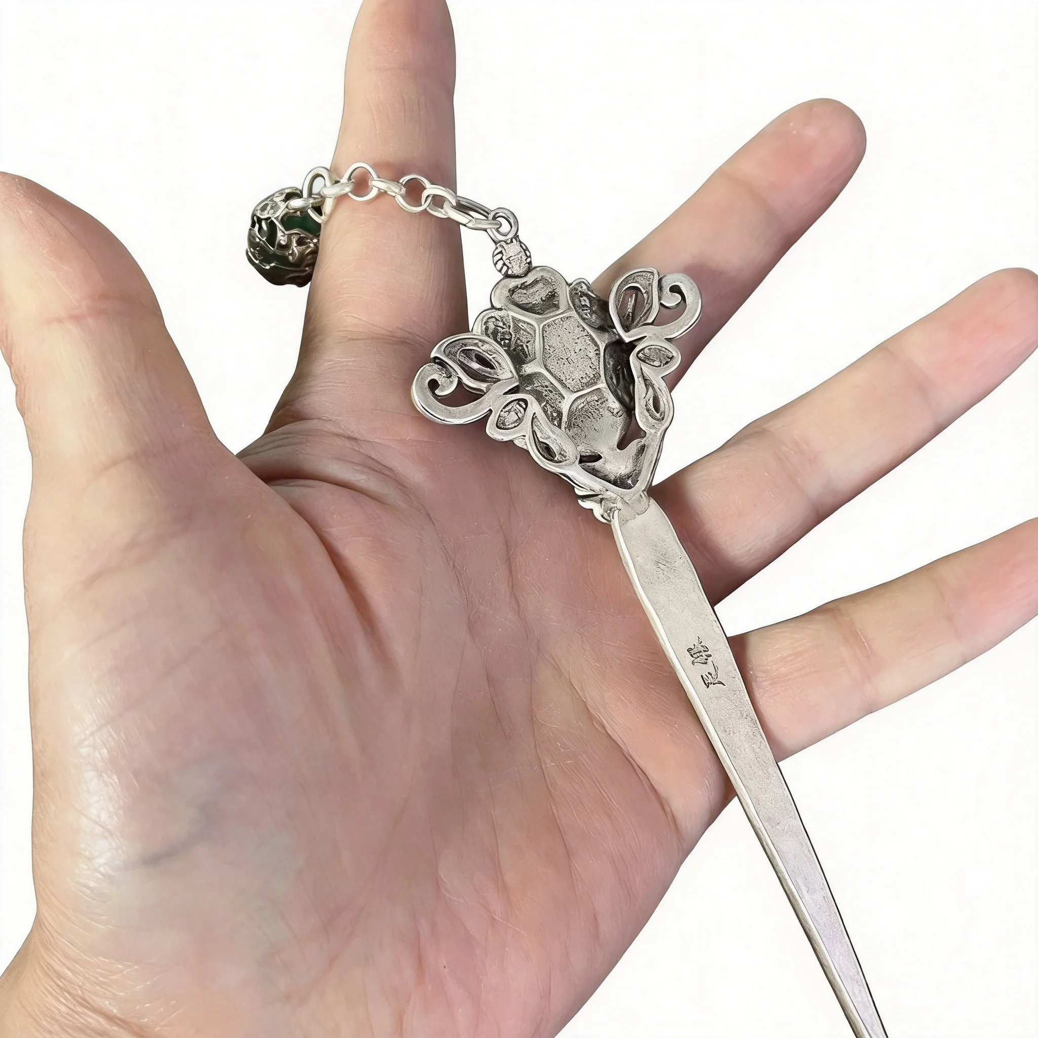 Vintage Chinese Auspicious Miao Silver Hair Stick With Pendant Ethnic Style Hairpin For Hanfu Updo Hair Jewelry Traditional Bles
Vintage Chinese Auspicious Miao Silver Hair Stick With Pendant Ethnic Style Hairpin For Hanfu Updo Hair Jewelry Traditional Bles