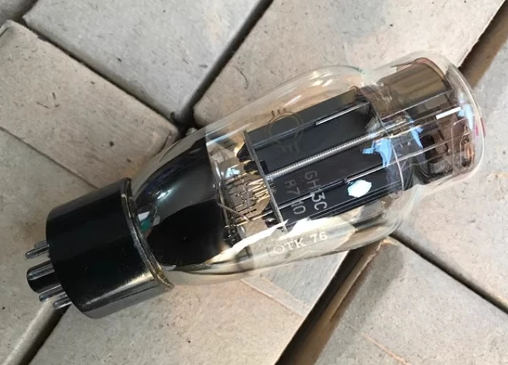 Upgraded original early Soviet 6H13C electronic tube to 6N13P/6N5P/6H5C/6080/6AS7 pairing
Upgraded original early Soviet 6H13C electronic tube to 6N13P/6N5P/6H5C/6080/6AS7 pairing