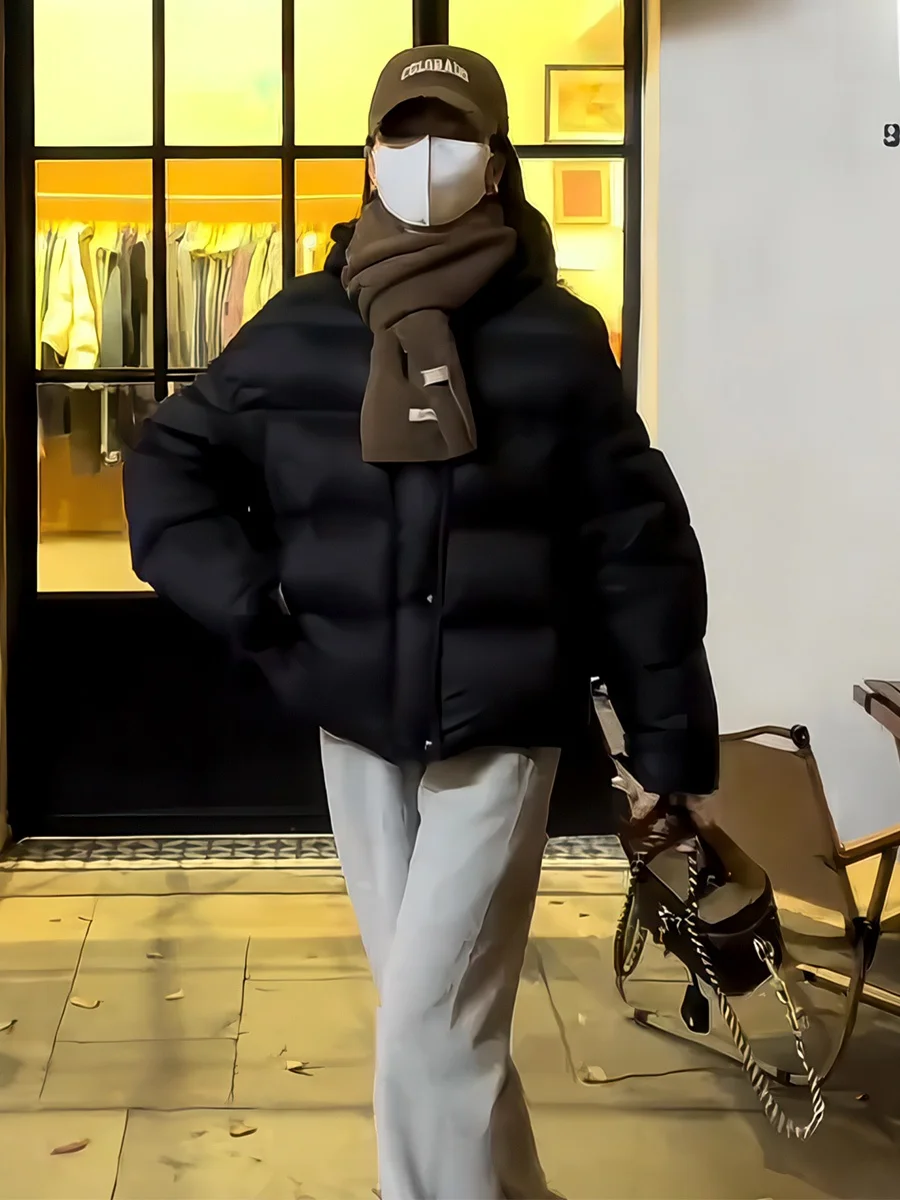 Новая зимняя женская пуховая куртка Duling Ba свободного кроя с капюшоном, теплая, объемная, повседневная, с длинными рукавами
Новая зимняя женская пуховая куртка Duling Ba свободного кроя с капюшоном, теплая, объемная, повседневная, с длинными рукавами