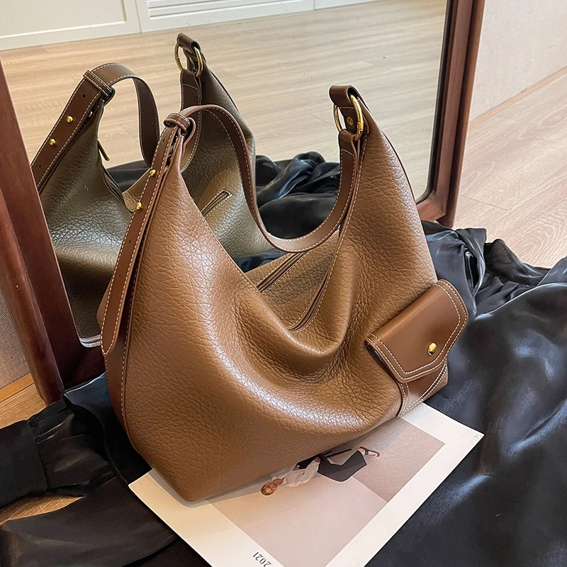 Trendy Designer Large Hobos Shoulder Crossbody Bags for Women Handbags and Purses 2023 New Fashion Ladies Messenger Bags
Trendy Designer Large Hobos Shoulder Crossbody Bags for Women Handbags and Purses 2023 New Fashion Ladies Messenger Bags