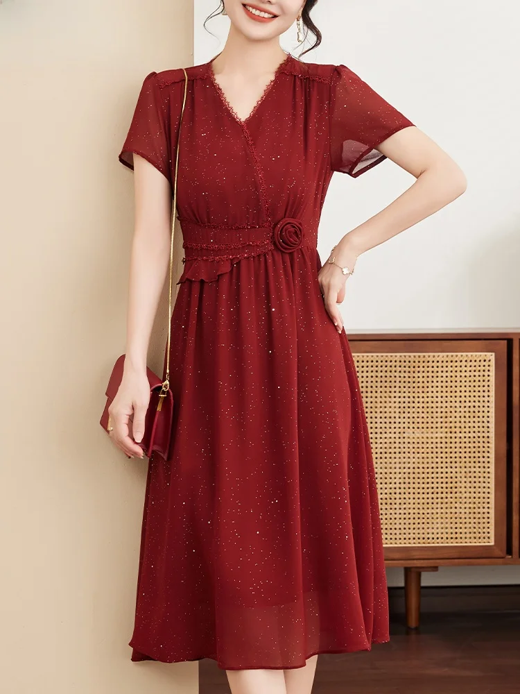 Модное летнее платье миди из полиэстерового шифона с коротким рукавом для мам и женщин среднего возраста, идеальное для свадебных гостей.
Модное летнее платье миди из полиэстерового шифона с коротким рукавом для мам и женщин среднего возраста, идеальное для свадебных гостей.