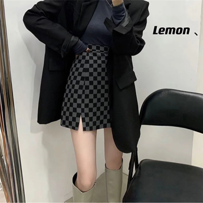 Юбка в клетку с высокой талией для женщин, сексуальная юбка А-силуэта, весенне-осенняя, больших размеров, утягивающая, короткая, зимняя, модная тенденция
Юбка в клетку с высокой талией для женщин, сексуальная юбка А-силуэта, весенне-осенняя, больших размеров, утягивающая, короткая, зимняя, модная тенденция