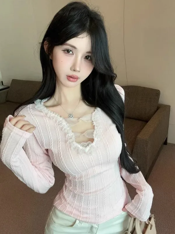 Sexy Slimming Lace Splice V-Neck Long Sleeve Knitted Top Women's Fashion Citywalk Knot Standard Fit Autumn New Arrival
Sexy Slimming Lace Splice V-Neck Long Sleeve Knitted Top Women's Fashion Citywalk Knot Standard Fit Autumn New Arrival
