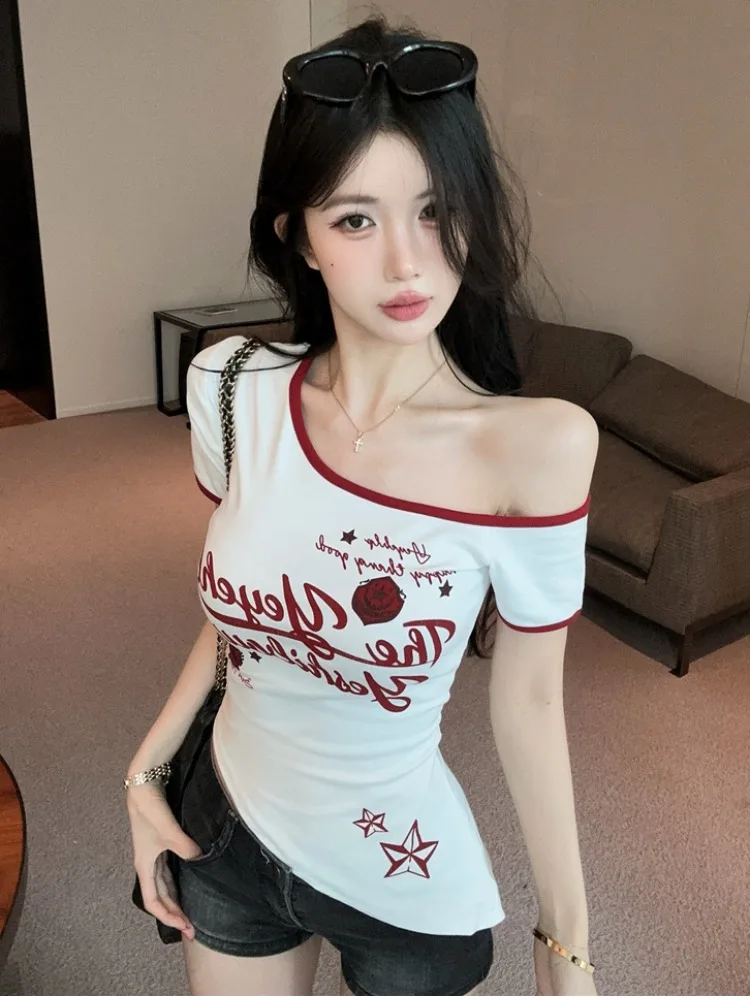 Slim Fit American Hot Girl Style T-Shirt Women's Short Sleeve Asymmetrical Shoulder Letter Print Top Fashionable Summer New A...
Slim Fit American Hot Girl Style T-Shirt Women's Short Sleeve Asymmetrical Shoulder Letter Print Top Fashionable Summer New A...