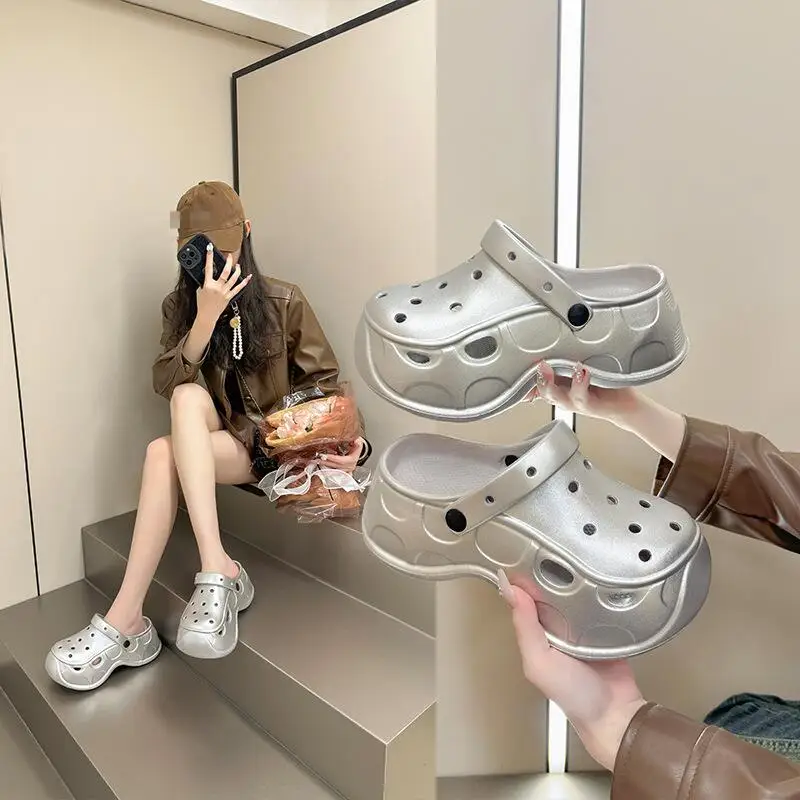 New Women's Garden Shoes Women's Summer Thick-Soled Fashionable Toe-Toe Slippers Student Beach Shoes Girls Soft-Soled Sandals
New Women's Garden Shoes Women's Summer Thick-Soled Fashionable Toe-Toe Slippers Student Beach Shoes Girls Soft-Soled Sandals