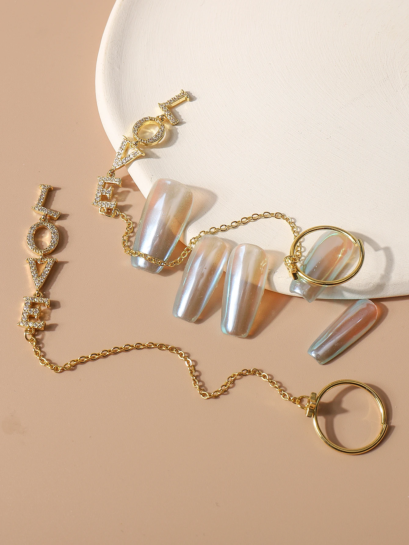1PC LOVE Design Nail Art Long Chain Decoration Jewelry For Nails UV Gel Polish DIY Silvery Golden
1PC LOVE Design Nail Art Long Chain Decoration Jewelry For Nails UV Gel Polish DIY Silvery Golden