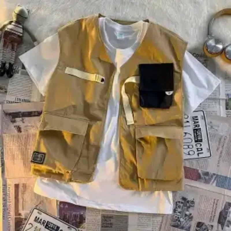Mens Summer Japanese Style Multi Pocket Tactical Cargo Vest for Streetwear Daily Wear
Mens Summer Japanese Style Multi Pocket Tactical Cargo Vest for Streetwear Daily Wear