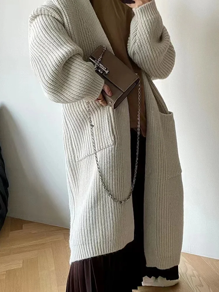 Autumn Knitted Cardigan Women Sweater Jacket 2023 Elegant Vintage Loose Long Outerwear Maxi Y2k Sweater Coat Soft Jacket Jumpers
Autumn Knitted Cardigan Women Sweater Jacket 2023 Elegant Vintage Loose Long Outerwear Maxi Y2k Sweater Coat Soft Jacket Jumpers