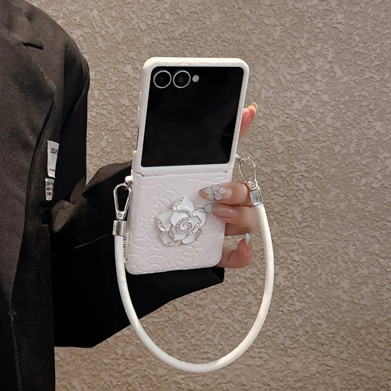 Fashion Camellia Flower Print Leather Phone Case For Samsung Galaxy Z Flip 7 6 5 ZFlip5 ZFlip6 Cover with Hand Rope Cute Hard Ca
Fashion Camellia Flower Print Leather Phone Case For Samsung Galaxy Z Flip 7 6 5 ZFlip5 ZFlip6 Cover with Hand Rope Cute Hard Ca