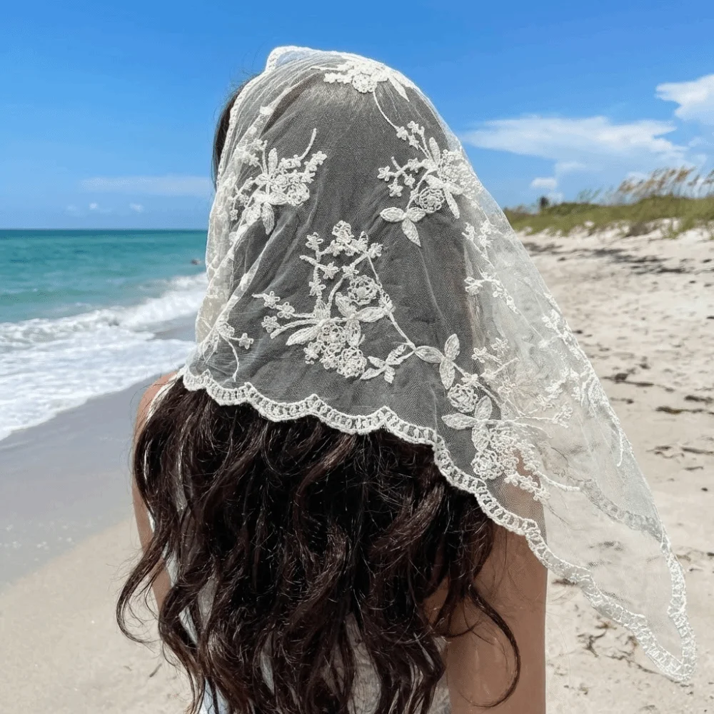 Lightweight Elegant Embroidered Flower Scarf Vintage French Style Crochet Head Scarf Sheer Small Size Lace Triangle Scarf Summer
Lightweight Elegant Embroidered Flower Scarf Vintage French Style Crochet Head Scarf Sheer Small Size Lace Triangle Scarf Summer
