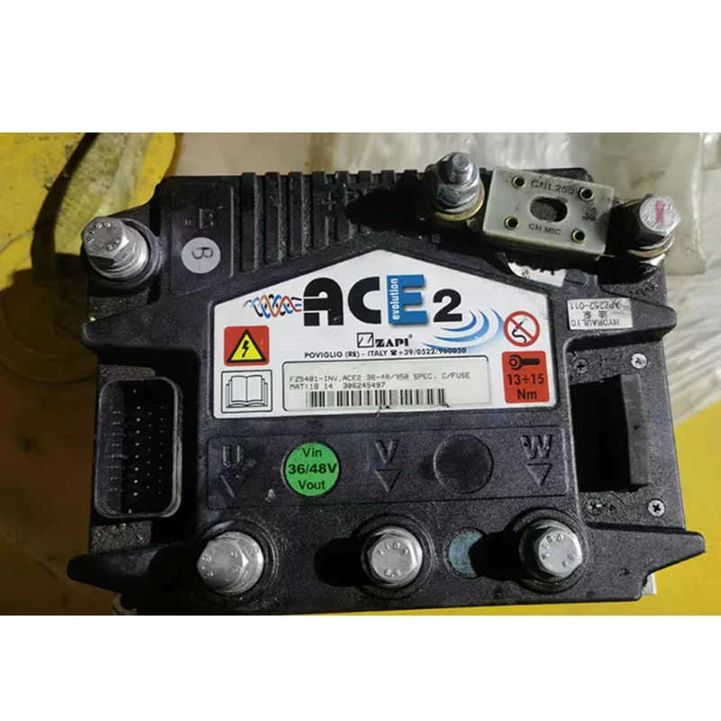 Контроллер вилочного погрузчика ACE 2 FZ2126 24 В 400 А HYG8809389 ACE UL AU3503 для вилочного погрузчика
Контроллер вилочного погрузчика ACE 2 FZ2126 24 В 400 А HYG8809389 ACE UL AU3503 для вилочного погрузчика
