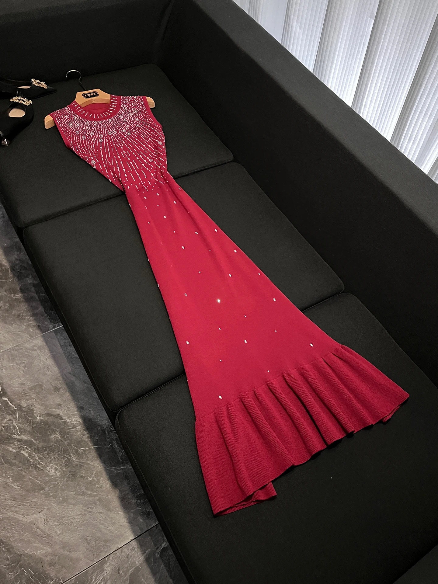 Ele Wine Red Evening Dr 2026 New Sle Slim Fit Fi Tail Waist Cinching Luxury Sensation Long Sve Zipper Ba Closure
Ele Wine Red Evening Dr 2026 New Sle Slim Fit Fi Tail Waist Cinching Luxury Sensation Long Sve Zipper Ba Closure
