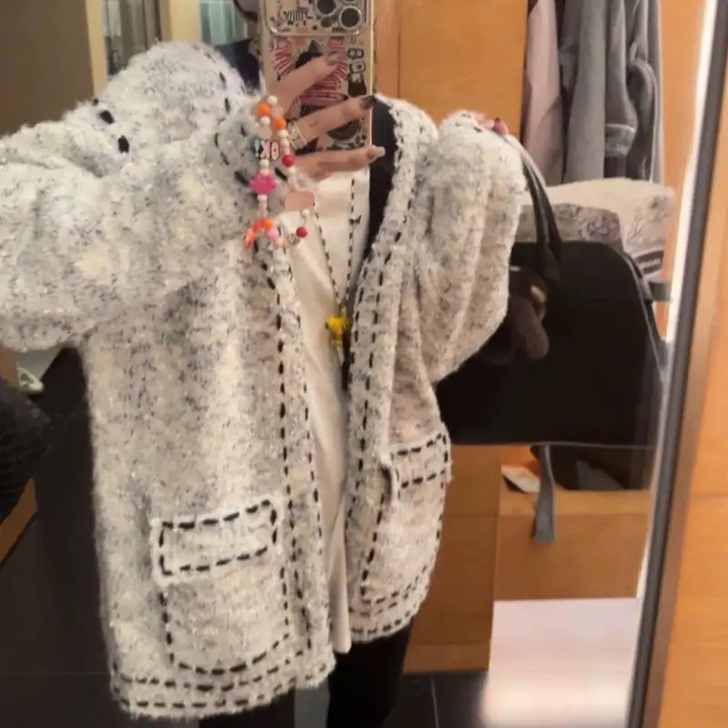 Women's Mid-Length Knitted Cardigan Girl's Loose Sweater Pullover Thicken Autumn Winter Korean Style Retro Loose Zipper Knitwear
Women's Mid-Length Knitted Cardigan Girl's Loose Sweater Pullover Thicken Autumn Winter Korean Style Retro Loose Zipper Knitwear