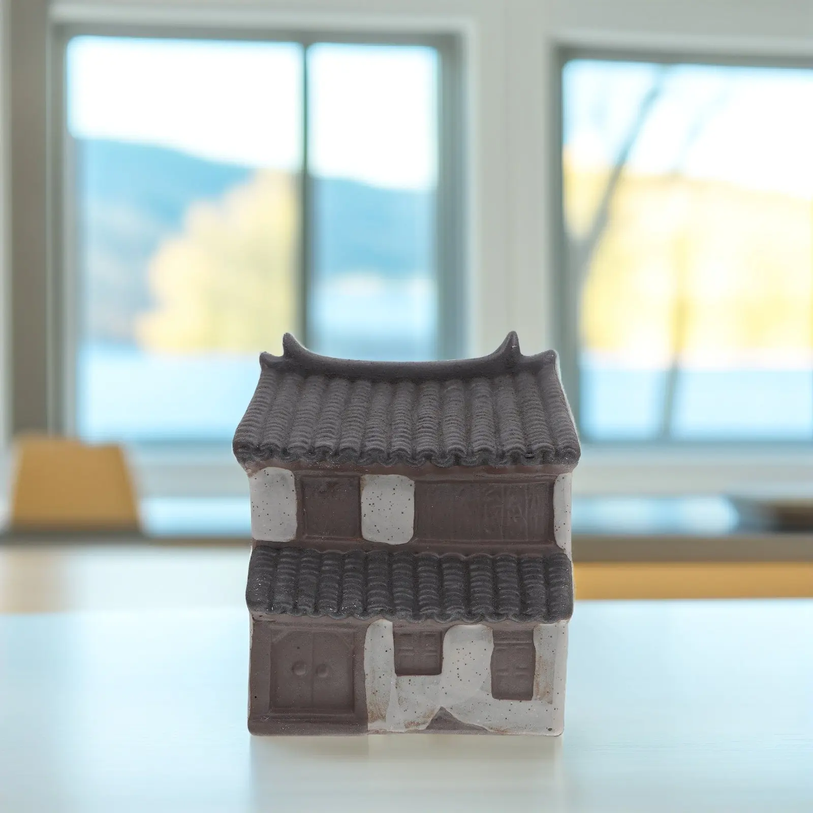 Ретро-керамический цветочный горшок в форме домика, декоративный кашпо для растений, креативный садовый горшок для суккулентов, китайский стиль, для бонсай
Ретро-керамический цветочный горшок в форме домика, декоративный кашпо для растений, креативный садовый горшок для суккулентов, китайский стиль, для бонсай