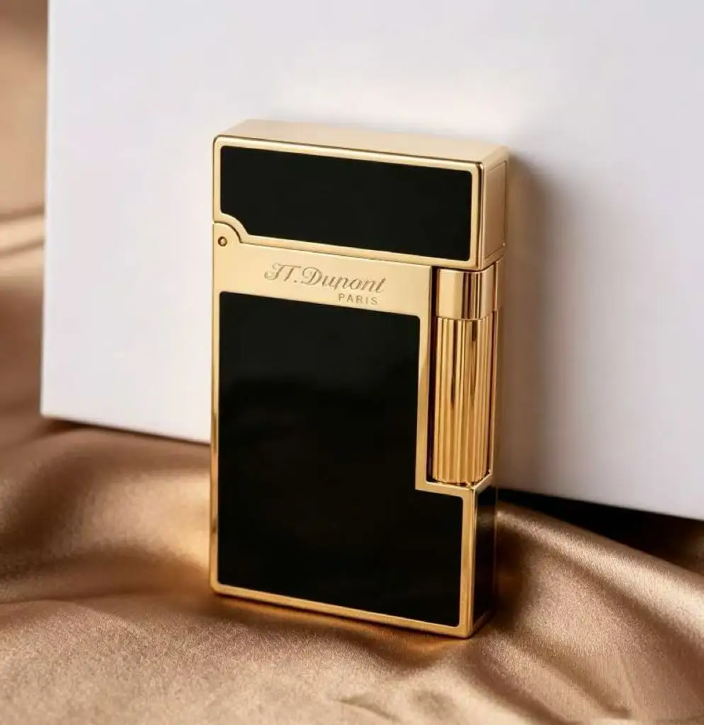 New Original Dunant Brass Gas Lighter Lacquer Cigarette Tobacco Smoking Tool Anniversary Gift for Men Dad
New Original Dunant Brass Gas Lighter Lacquer Cigarette Tobacco Smoking Tool Anniversary Gift for Men Dad