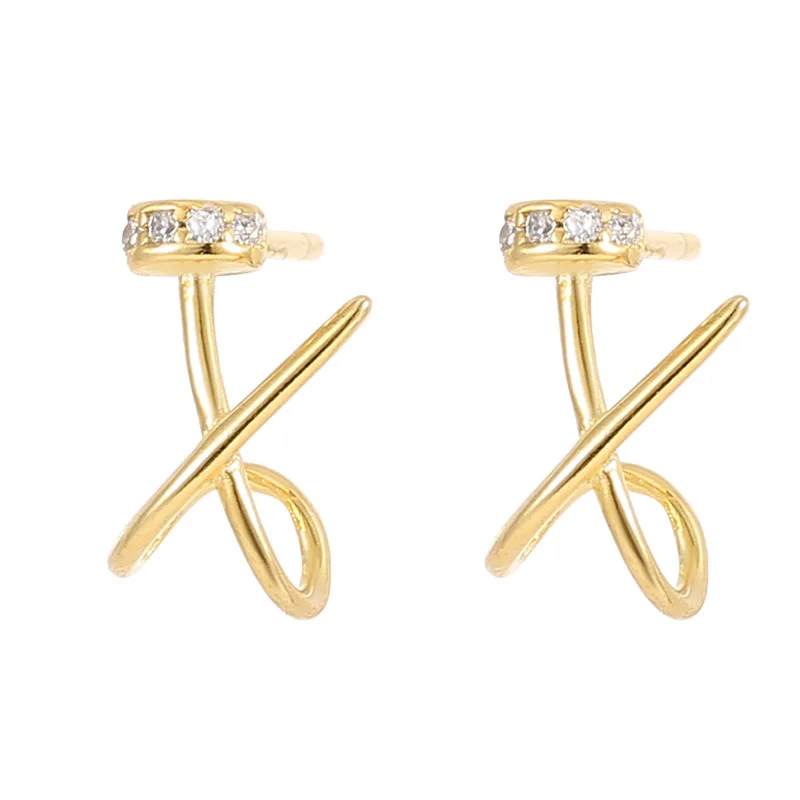 S925 sterling silver cross stud earrings, women's light luxury high-end sweet and cool fashion personalized earrings
S925 sterling silver cross stud earrings, women's light luxury high-end sweet and cool fashion personalized earrings