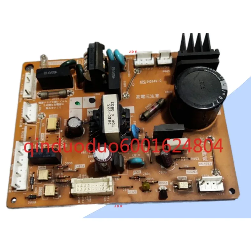 Suitable for Toshiba BCD-372W refrigerator frequency conversion board GVST880410-B computer board DAA8413B main board
Suitable for Toshiba BCD-372W refrigerator frequency conversion board GVST880410-B computer board DAA8413B main board