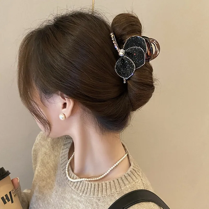 BYL Korean Style Rhinestone Flower Hair Claw Plastics Claw Clips High-end Exquisite Shark Clip Hair Accessories for Women Girls
BYL Korean Style Rhinestone Flower Hair Claw Plastics Claw Clips High-end Exquisite Shark Clip Hair Accessories for Women Girls